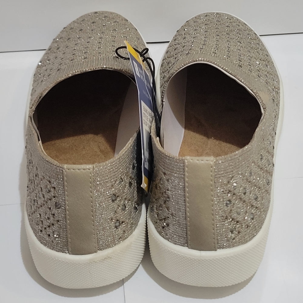 White Mountain Women's Taupe  Metallic Slip-On Shoes - Picture 3 of 6